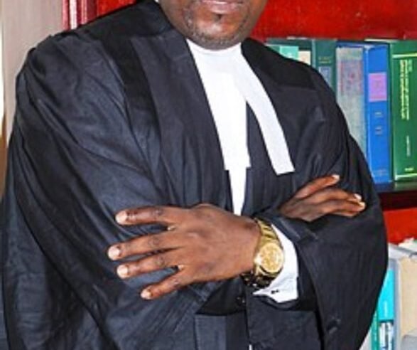 Université de Buea : La société civile appelle à la réintégration de Me Agbor Nkonghoh à son poste