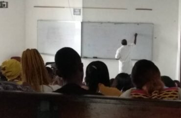 Grève : Les enseignants boycottent les amphithéâtres