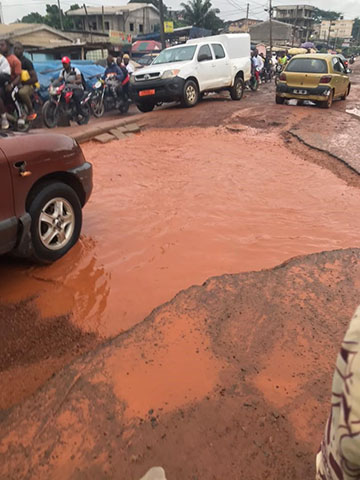 Infrastructures : des routes de plus en plus dégradées à Douala