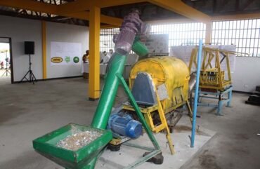 Environnement : Vers une production de 300 pavés par jour à Douala