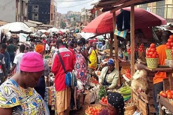 Consommation : les prix des denrées flambent dans les marchés de Douala