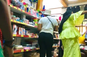 Rentrée scolaire : les parents confrontés à la pénurie de manuels scolaires