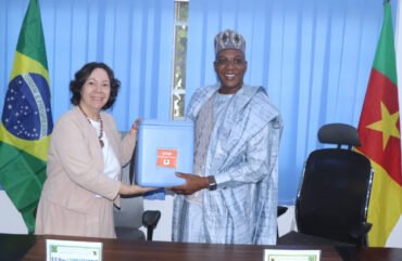 Lutte contre la polio : le Brésil offre plus de 2 millions de doses de vaccins au Cameroun