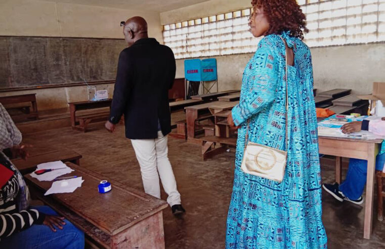 Election 2025 : AT Buea, MME. KINGHA SHEE VOTES FOR CHANGE