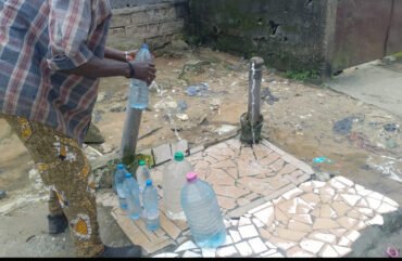 Douala 5e : la difficile quête de l’eau potable